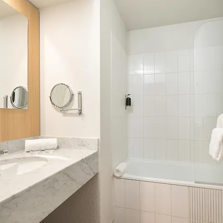 Innes By Happyculture Hotel
