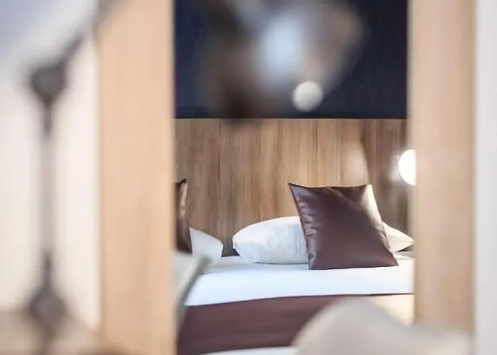 Innes By Happyculture 4*